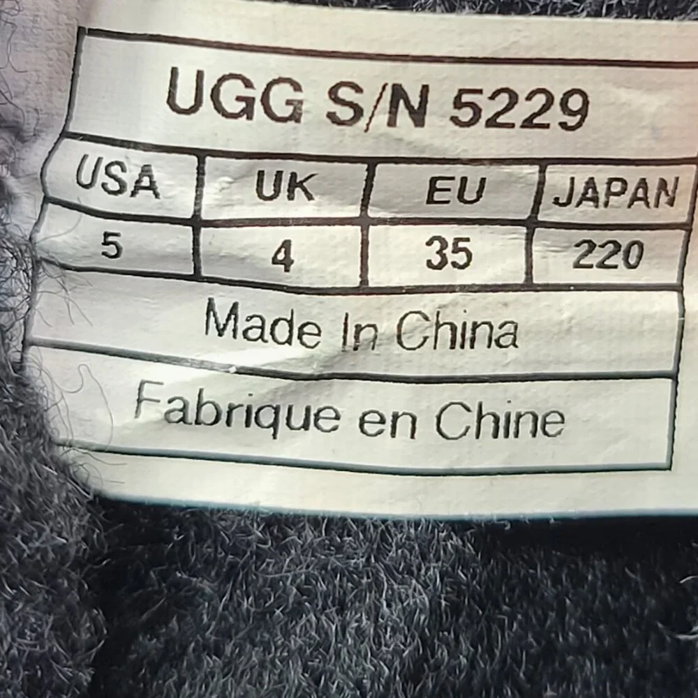 UGG women black